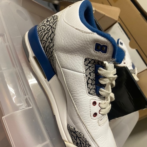 AIR JORDAN 3 RETRO "TRUE BLUE 2011 RELEASE". 6 in youth or boys. - Picture 2 of 6